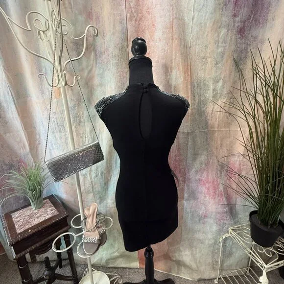 New ๐bebe Sexy Bodycon Keyhole Neckline Mini Dress Embellished Shoulders - Picture 3 of 16